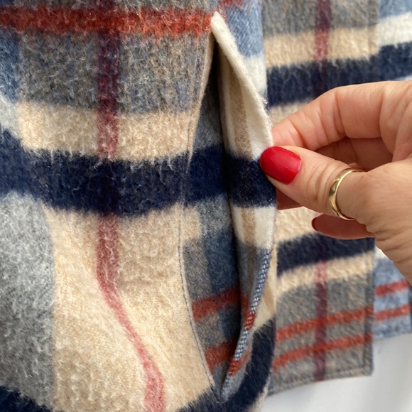 ❗️SOLD❗️Zara Plaid Shacket Size S - Picture 8 of 11